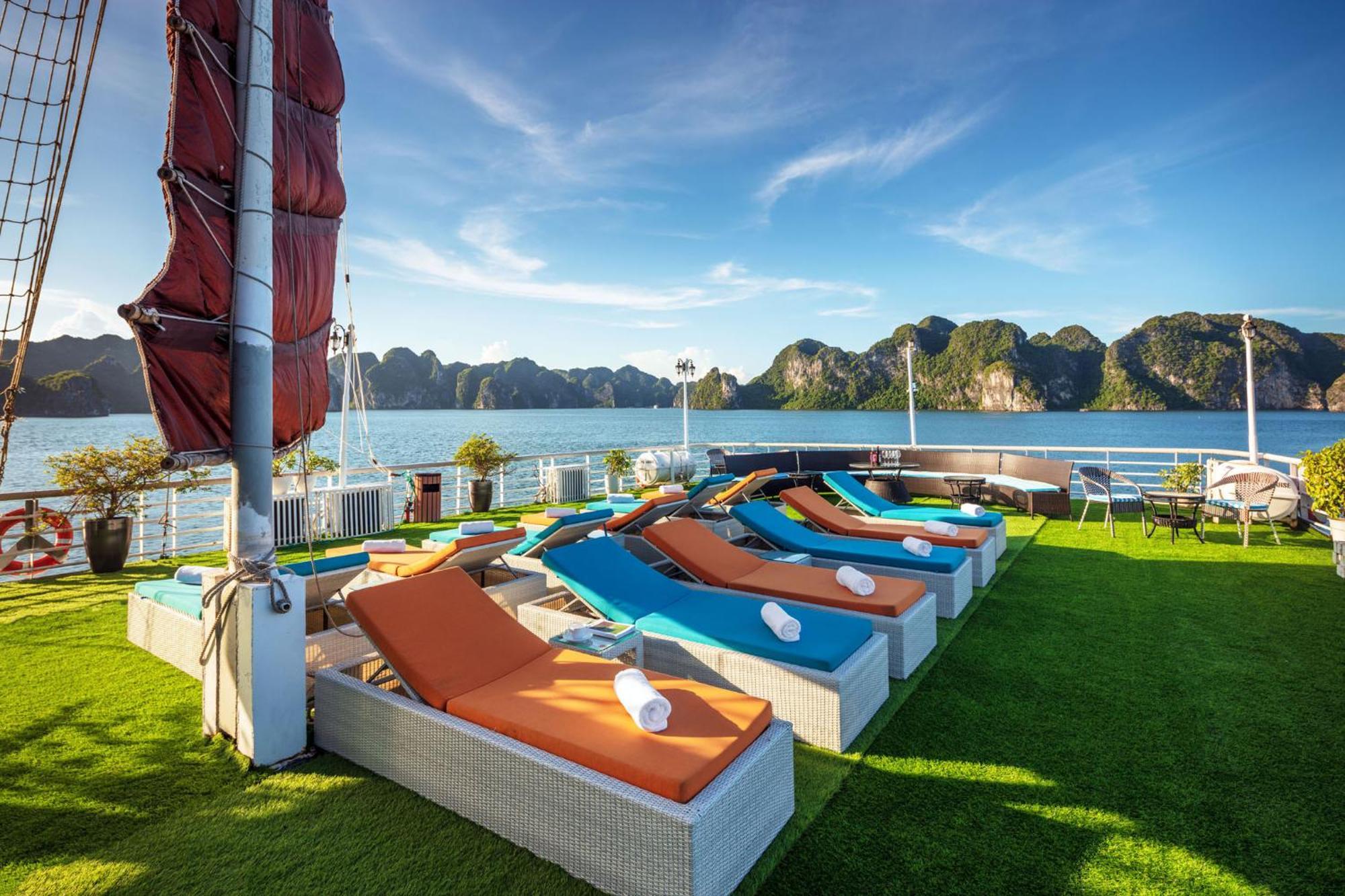 Le Journey Elegance Cruise Hotel Ha Long Exterior photo