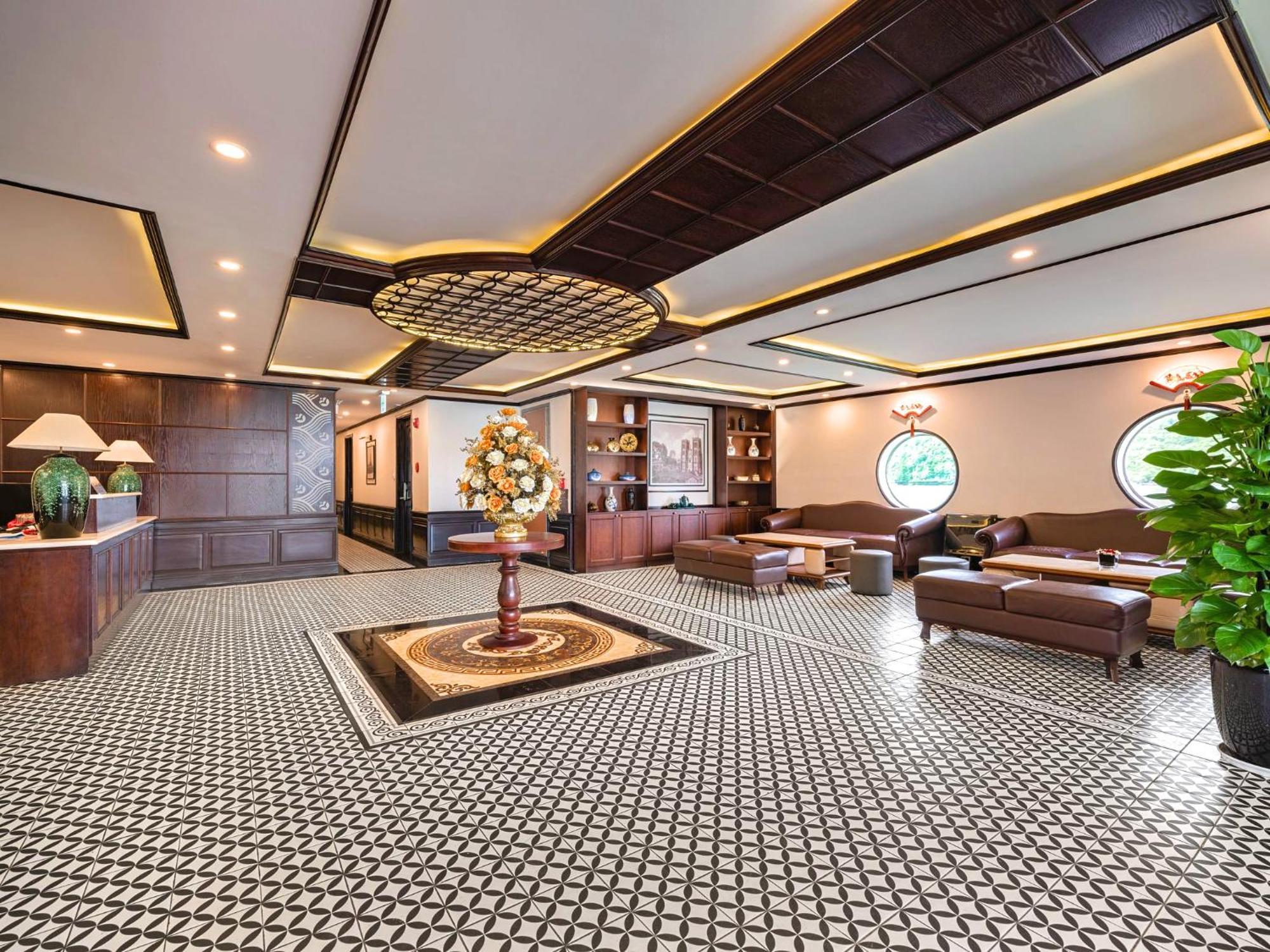 Le Journey Elegance Cruise Hotel Ha Long Exterior photo